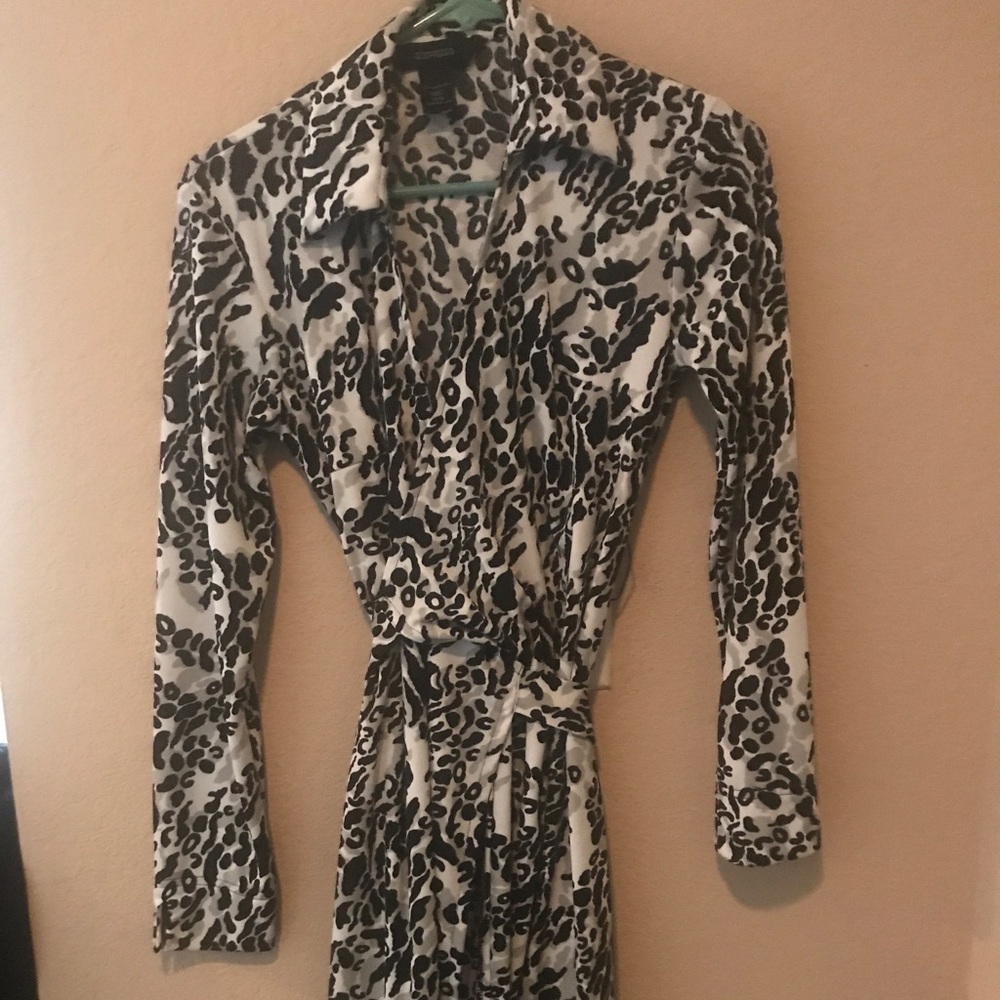 Express wrap dress black, white and gray